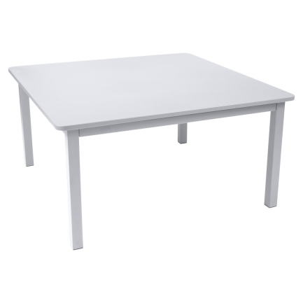 TABLE 143 X 143 CM