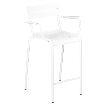 HIGH ARMCHAIR